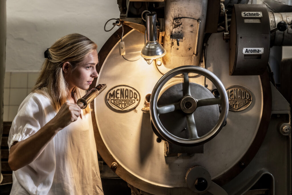 Marlene Drack, die jüngste Kaffeerösterin Österreichs.